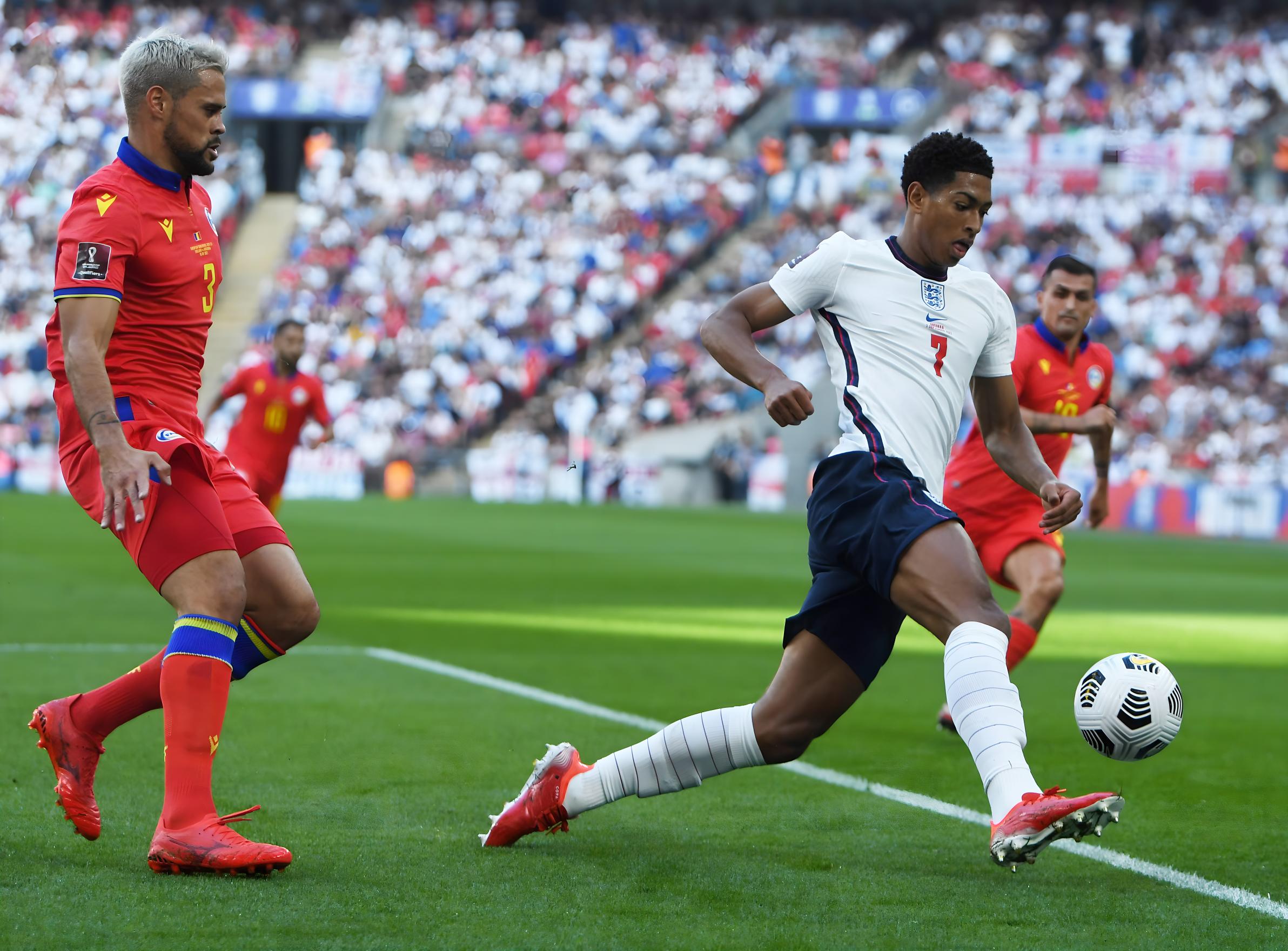 选择一名能 选择一名能