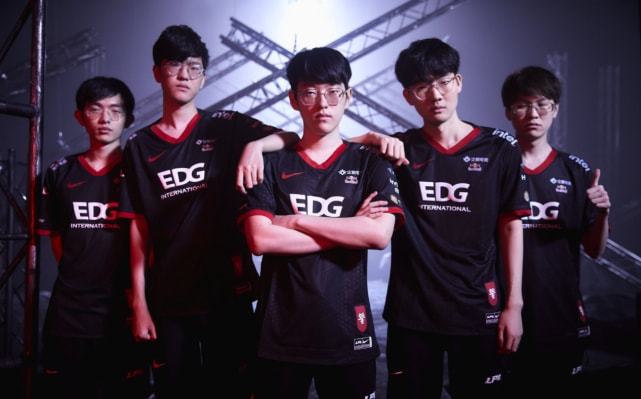 只是场内的 只是场内的