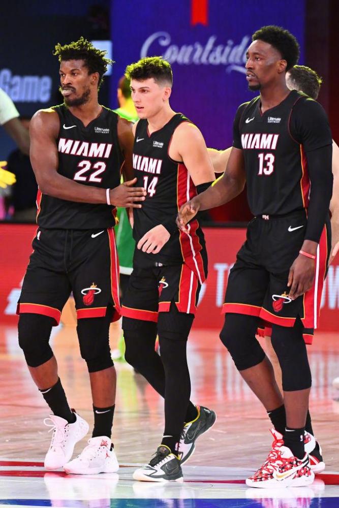 跨时代的足 跨时代的足