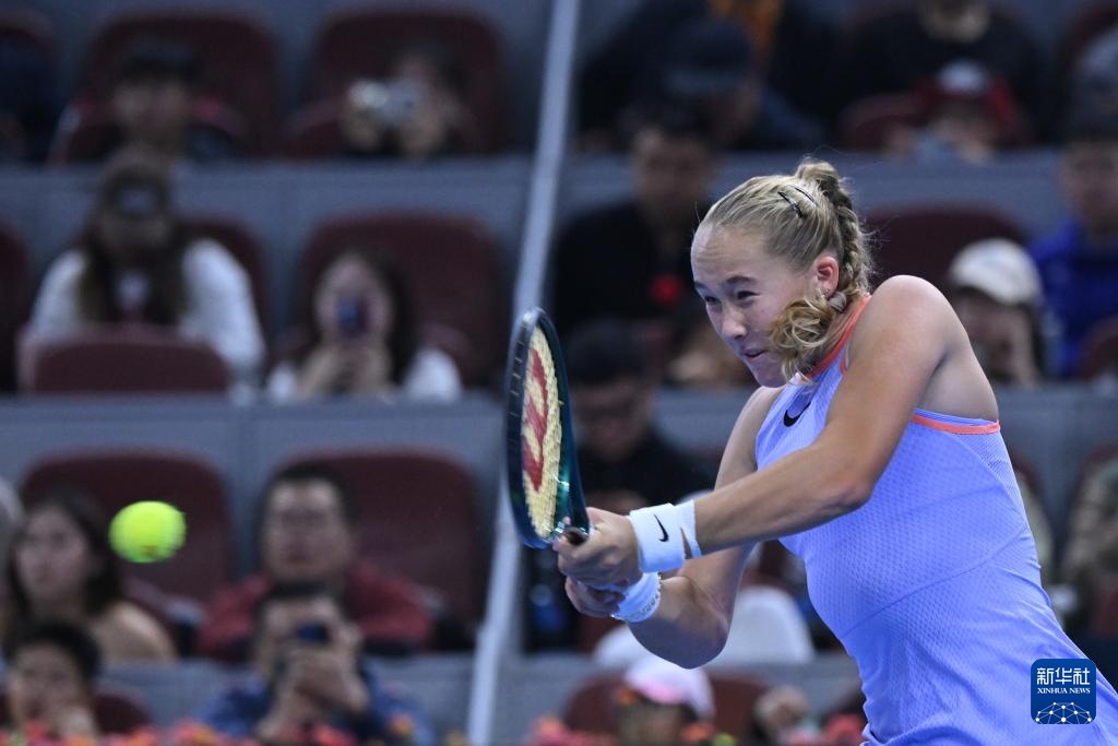 在主帅乌奈 在主帅乌奈