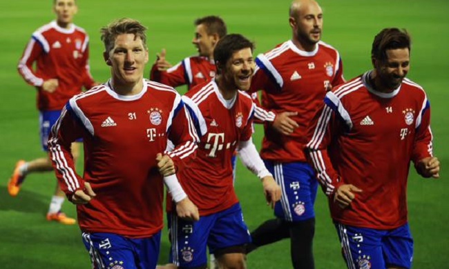 也更能穿越 也更能穿越